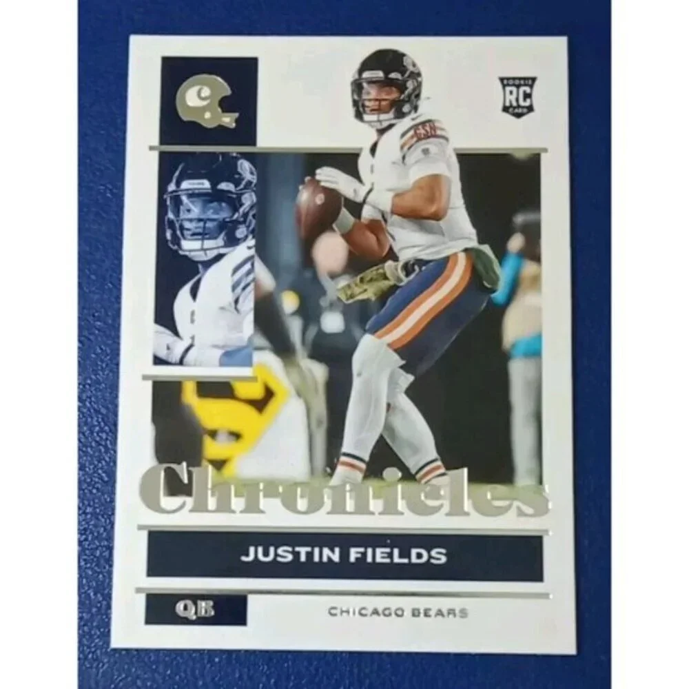 Justin Fields RC 2021 Panini Chronicles #19 Chicago Bears Rookie Card